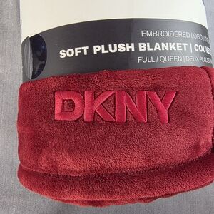 DKNY Soft Plush Blanket Full/Queen Wine Red/Cranberry Embroidered Logo NWT